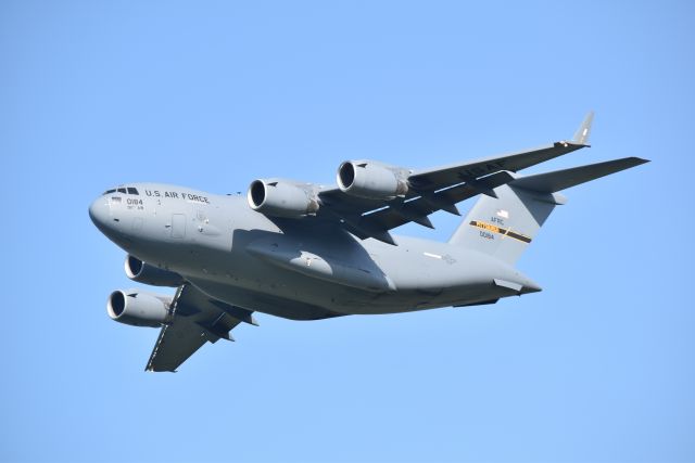 Boeing Globemaster III (00-0184) - 9/3/2021: USAF Boeing C-17A (00-0184) based out Pittsburgh departing Ellington Field.