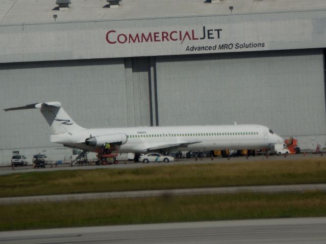McDonnell Douglas MD-83 (N964AS)