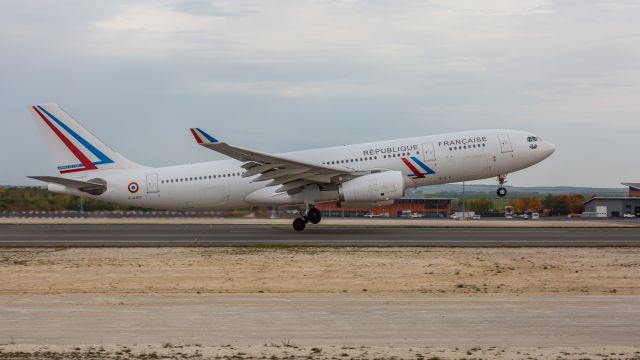 Airbus A330-200 (F-UJCS)