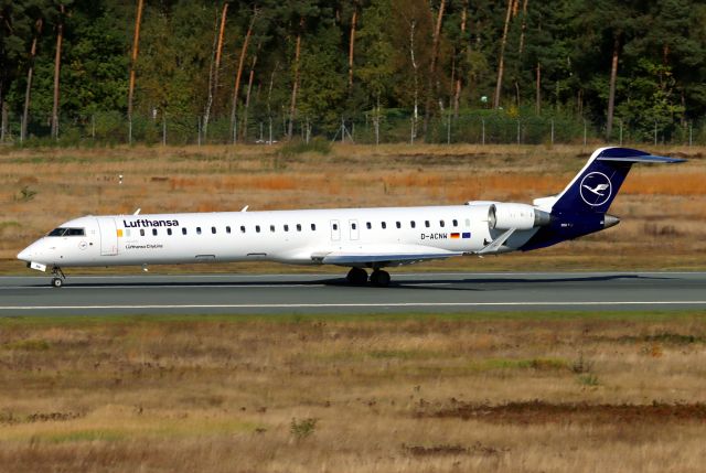 Canadair Regional Jet CRJ-900 (D-ACNW)