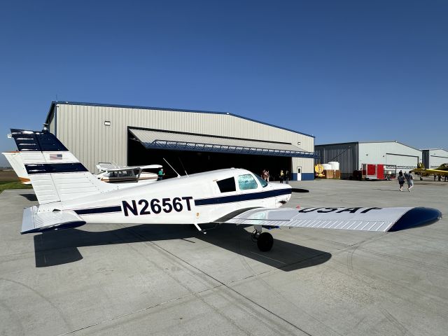 Piper Cherokee (N2656T)