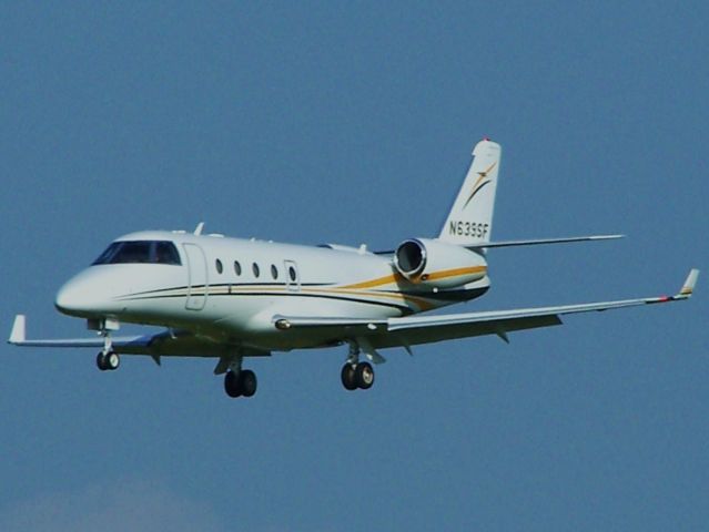 IAI Gulfstream G150 (N639SF) - N639SF on final from KISO to Laurel