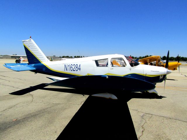 Piper Cherokee (N16284) - On the ramp 