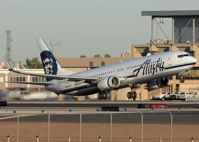 Boeing 737-900 (N408AS)