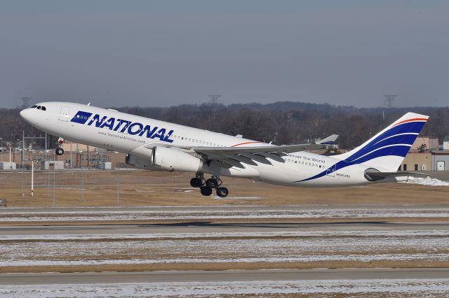 Airbus A330-200 (N828CA) - 23R 02-23-25