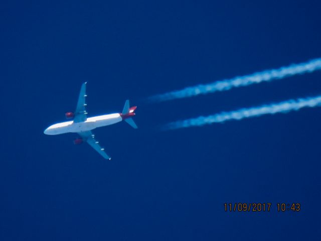 Airbus A320 (N621VA)