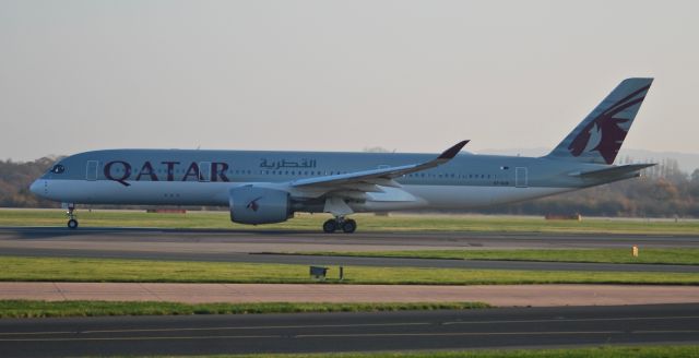 Airbus A350-900 (A7-ALM) - Taken from the Runway visitor centre