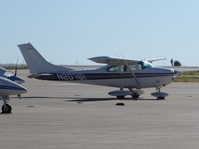 Cessna Skylane (N20761)