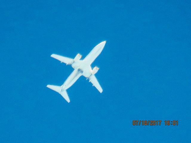 BOEING 737-400 (N279AD)