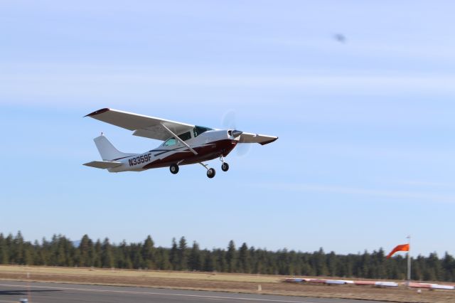 Cessna Skylane (N3359F) - Cessna 182 takeoff from about 25 feet away