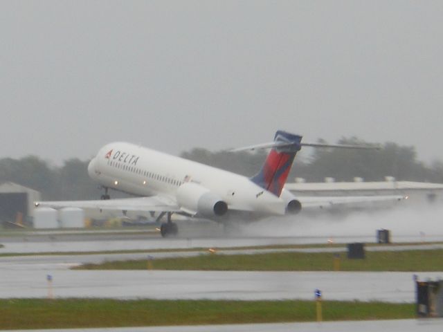 Boeing 717-200 (N948AT)