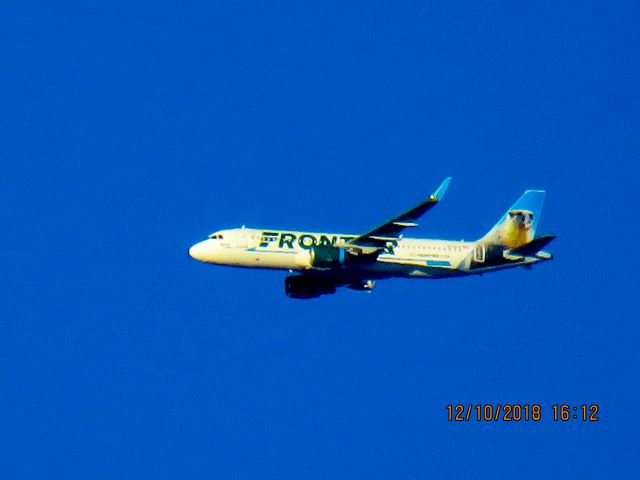 Airbus A320 (N236FR)