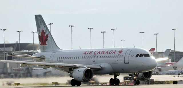 Airbus A319 (C-GBHO) - Taking off from Rwy 06R for LAX/KLAX.