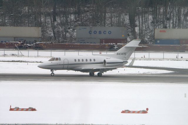 Hawker 800 (N414PE)