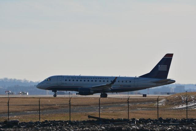 Embraer 170/175 (N805MD)