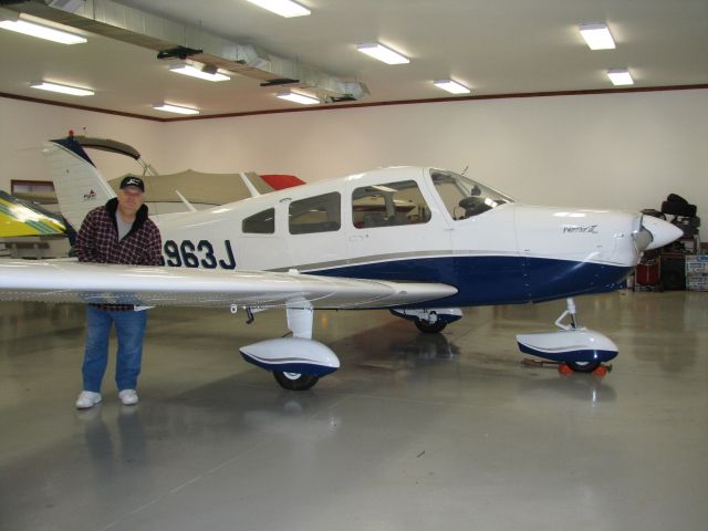 Piper Cherokee (N6963J)