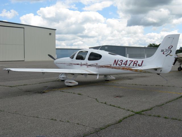 Cirrus SR-20 (N347RJ)