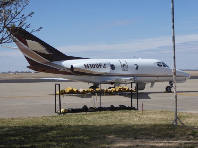 Dassault Falcon 10 (N100FJ)