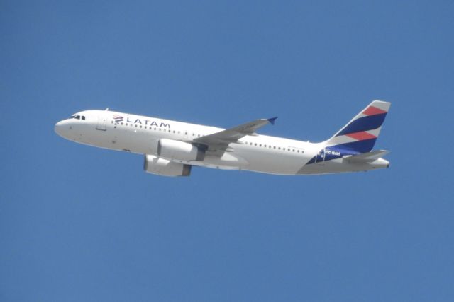 Airbus A320 (CC-BAH) - En ruta SCIE-SCEL con nuevo livery LATAM