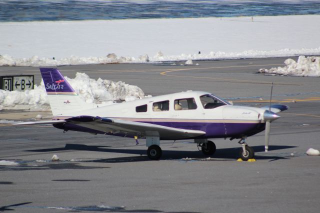 Piper Cherokee (N87W)