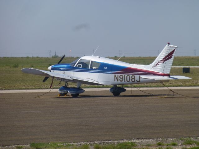 Piper Cherokee (N9108J)