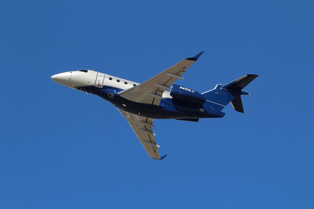 Embraer Legacy 450 (N450LC)