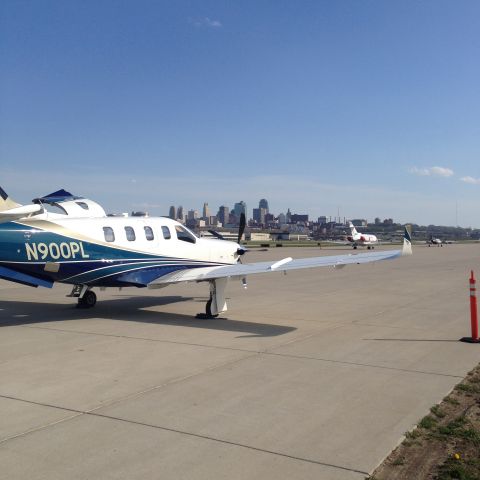 Socata TBM-850 (N900PL)