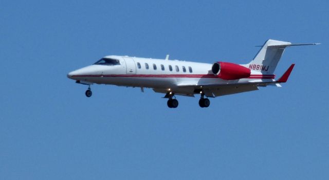 Learjet 45 (N881MJ) - On final is this 2000 Learjet 45 in the Spring of 2021.