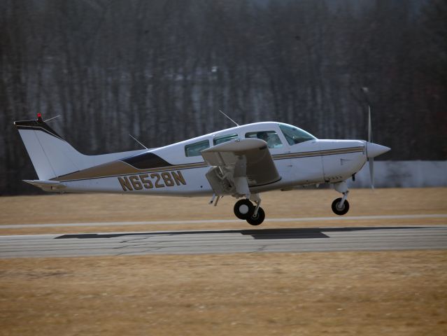 Cessna Skyhawk (N6528N)
