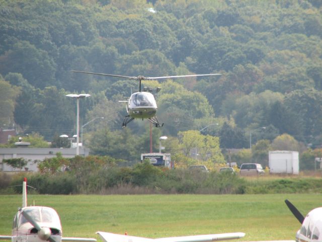 N5690P — - Enstrom 28C landing at Queen City