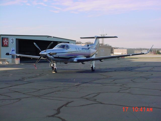 Pilatus PC-12 (N1RH) - Parked on ramp 1/17/2007