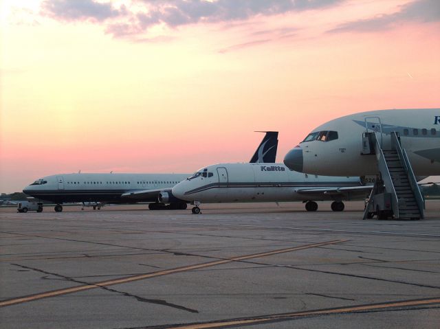 Boeing 707-100 — - Interesting line up at dawn at RFD