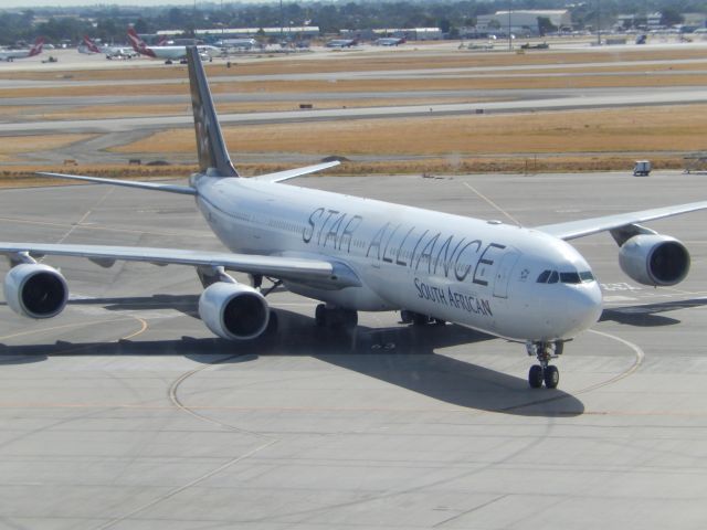 Airbus A340-600 (ZS-SNC)