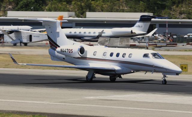 Embraer Phenom 300 (N477QS)