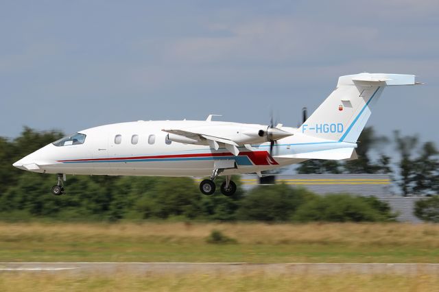 Piaggio P.180 Avanti (F-HGOD)