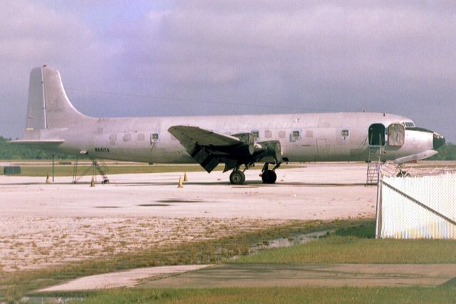 Douglas DC-6 (N841TA) - Seen here on 28-Sep-03.  Registration cancelled 20-Apr-98.