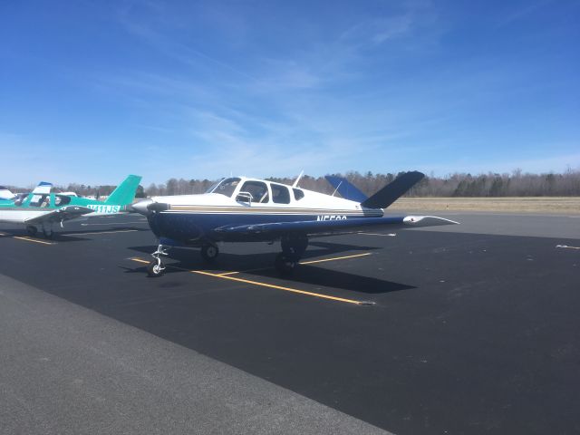 Beechcraft 35 Bonanza (N55SS)