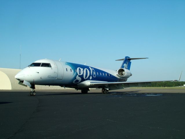 Canadair Regional Jet CRJ-200 (N655BR)