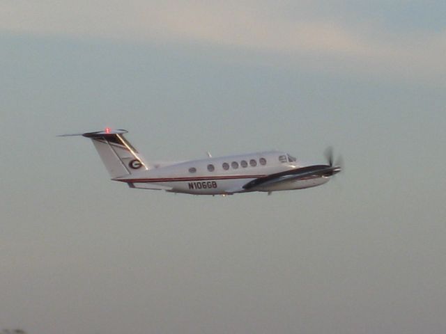 Beechcraft Super King Air 200 (GGA1)