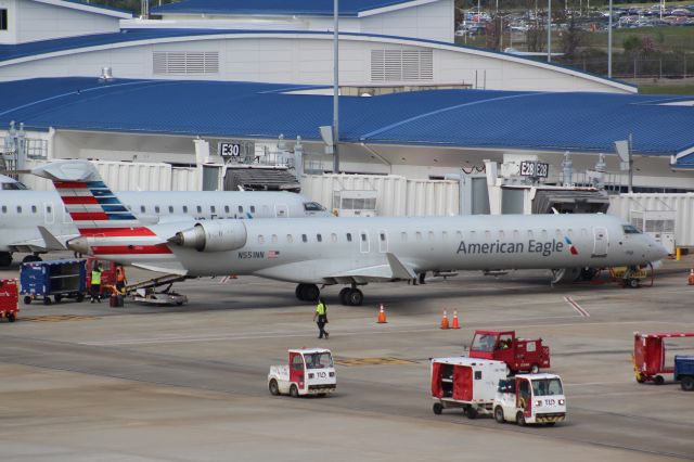 Canadair Regional Jet CRJ-900 (N551NN)