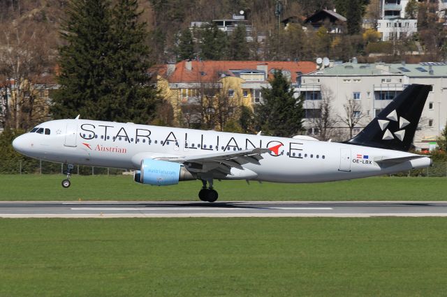 Airbus A320 (OE-LBX)