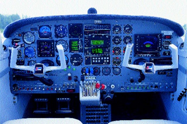 Piper PA-30 Twin Comanche (N808BB)