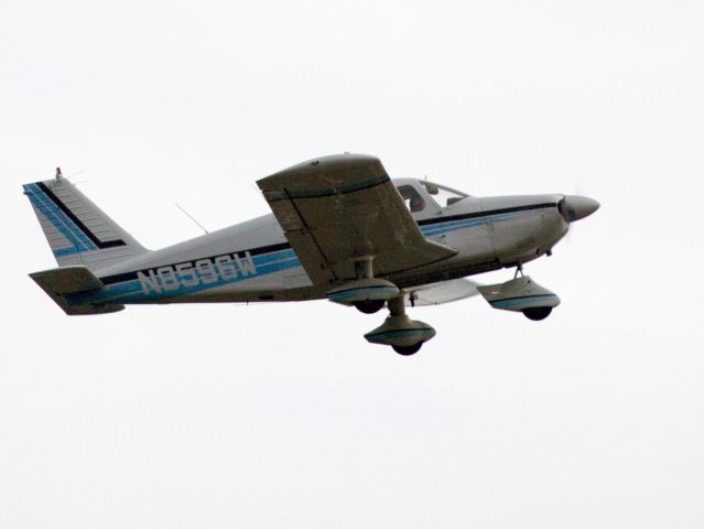 Piper Dakota / Pathfinder (N8596W) - Oshkosh 2013!