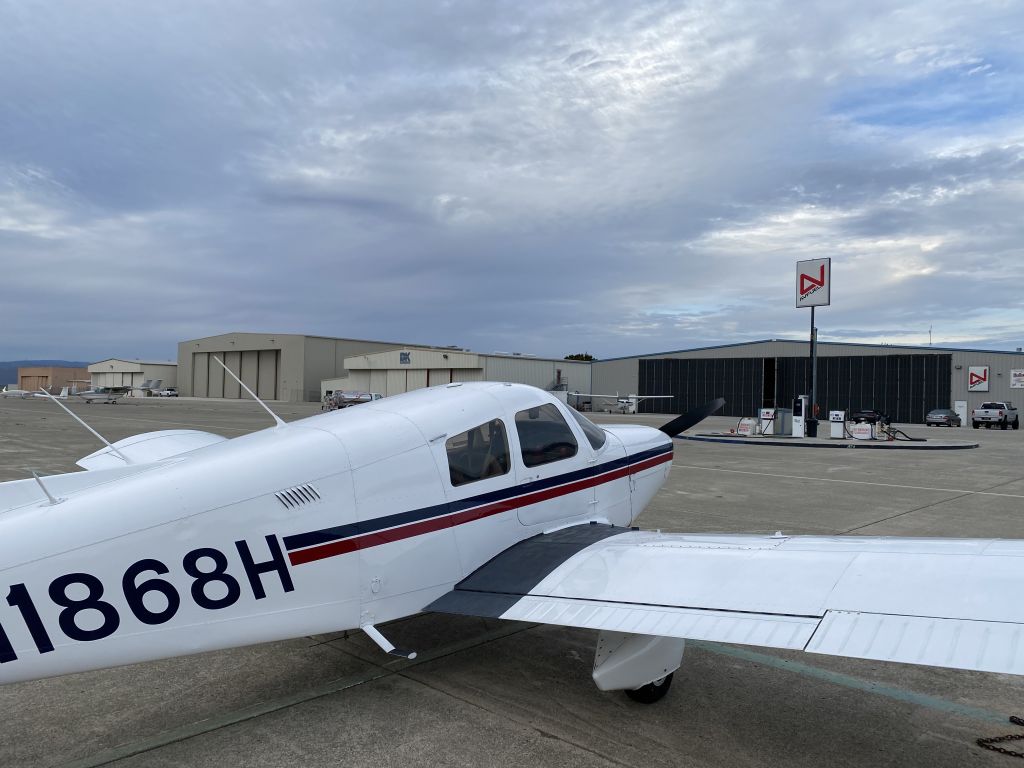 Piper Cherokee (N1868H)
