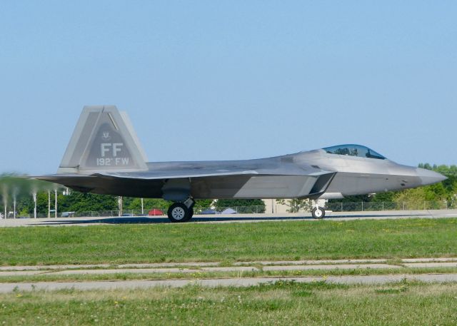 Lockheed F-22 Raptor (10-4192) - At AirVenture.