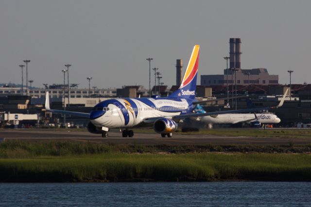 Boeing 737-700 (N946WN)