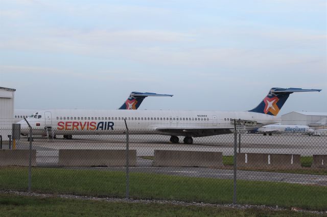 McDonnell Douglas MD-82 (N530SV) - Orlando Sanford International (SFB). Parked withdrawn from use since 2014.br /Domestic Angolan passenger operator ServisAir operated between 2009 and 2010. This pair of former Alitalia (AZ)MD-82’s (I-DACU & I-DATS) were stored at Naples International Airport (NAP) from 2009 to 2014. In late 2014/early 2015 they were shipped to SFB, re-registered with current US registrations and placed in storage. It is not clear if either aircraft entered service with ServisAir. br /Both aircraft were potentially destined for SFB-based leisure carrier Orange Air (ORN) but they did not take ownership and actually ceased operations in August 2016.br /br /Taken from Carrier Avenue, West of SFB Terminal Buildingsbr /2017 10 22 a rel=nofollow href=http://alphayankee.smugmug.com/https://alphayankee.smugmug.com//a