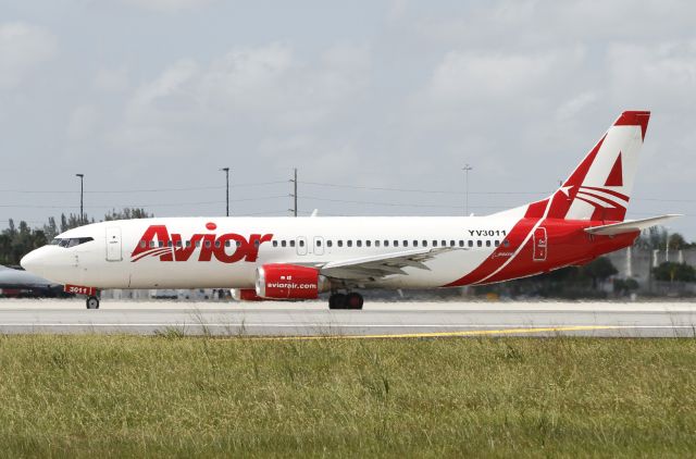 BOEING 737-400 (YV-3011)