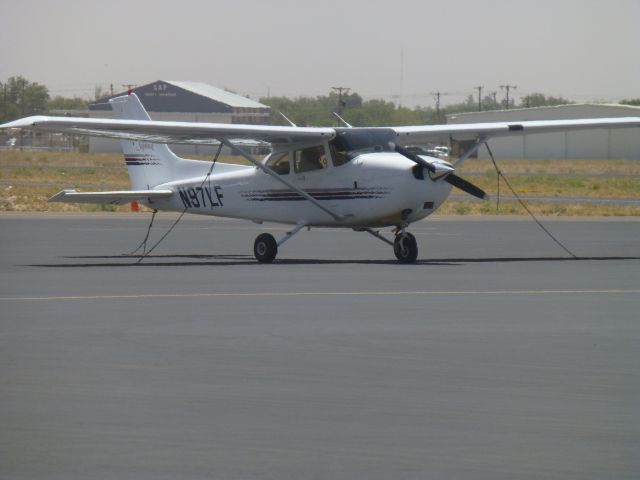 Cessna Skyhawk (N97LF)