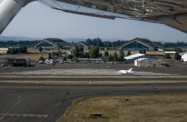 Cessna Skyhawk (C-GSDZ) - Departing McMinnville for 77S